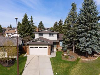Photo 2: 24 BRACEWOOD Place SW in Calgary: Braeside Detached for sale : MLS®# A1104738