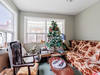 Photo 4: 654 Crawford Street in Toronto: Palmerston-Little Italy House (2 1/2 Storey) for sale (Toronto C01)  : MLS®# C8230282