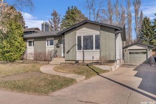 Photo 2: 322 Rosedale Road in Saskatoon: Wildwood Residential for sale : MLS®# SK967265