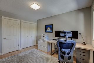 Photo 17: 623 Willow Park Place SE in Calgary: Willow Park Detached for sale : MLS®# A2020247