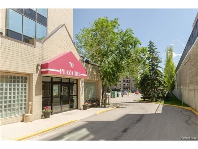 Main Photo: 70 Plaza Drive in Winnipeg: Fort Garry Condominium for sale (1J)  : MLS®# 1701334