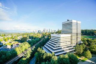 Photo 4: 2104 5515 BOUNDARY Road in Vancouver: Collingwood VE Condo for sale in "Wall Centre Central Park Tower 2" (Vancouver East)  : MLS®# R2873612