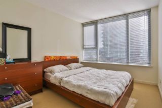 Photo 12: 503 33 SMITHE Street in Vancouver: Yaletown Condo for sale in "COOPER'S LOOKOUT" (Vancouver West)  : MLS®# R2046683