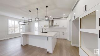 Photo 6: 9243 181 Avenue in Edmonton: Zone 28 House for sale : MLS®# E4313586