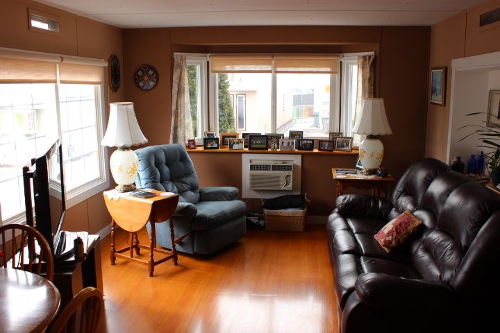 Photo 2: Photos: 16 1440 Ord Road in Kamloops: Brocklehurst Manufactured Home for sale : MLS®# New
