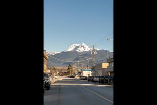 Photo 19: 204 38003 SECOND Avenue in Squamish: Downtown SQ Condo for sale in "SQUAMISH POINTE" : MLS®# R2327288