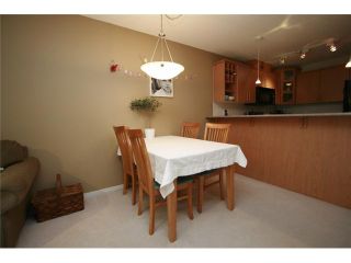 Photo 3: 102 3142 ST JOHNS Street in Port Moody: Port Moody Centre Condo for sale : MLS®# V930148
