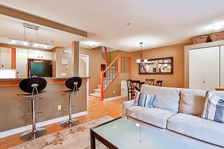 Photo 5: 33 7488 SOUTHWYNDE Avenue in Burnaby: South Slope Townhouse for sale in "LEDGESTONE 1" (Burnaby South)  : MLS®# R2176446