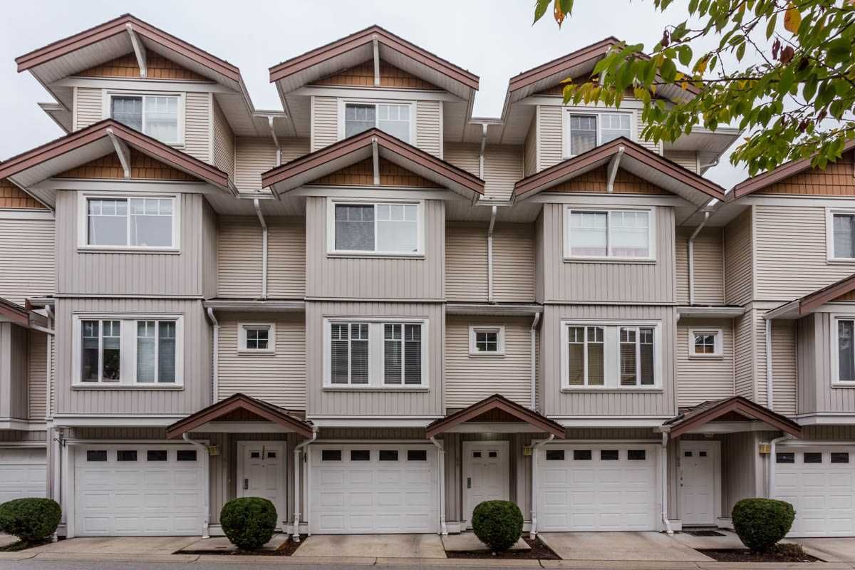 Main Photo: 89 12711 64 Avenue in Surrey: West Newton Townhouse for sale in "Pallette On The Park" : MLS®# R2216923