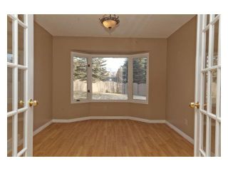 Photo 4: 983 WOODBINE Boulevard SW in CALGARY: Woodbine Residential Detached Single Family for sale (Calgary)  : MLS®# C3500727