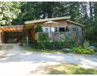 Photo 1: 6054 CORACLE Drive in Sechelt: Sechelt District House for sale (Sunshine Coast)  : MLS®# V777242