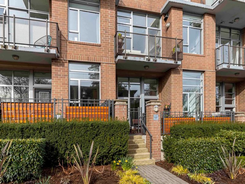 FEATURED LISTING: 2627 PRINCE EDWARD Street Vancouver