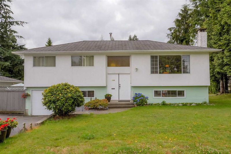 FEATURED LISTING: 1900 WINSLOW Avenue Coquitlam