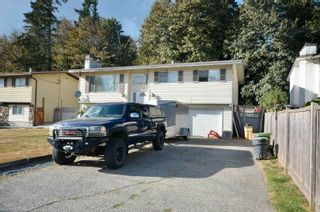 Photo 3: 47629 YALE Road in Chilliwack: Little Mountain House for sale : MLS®# R2723682