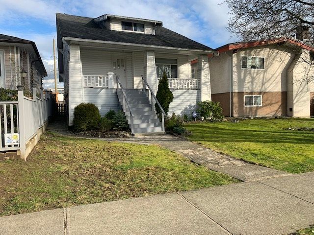 Main Photo: 636 CASSIAR Street in Vancouver: Renfrew VE House for sale (Vancouver East)  : MLS®# R2436685