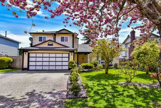 Photo 1: 12290 72A Avenue in Surrey: West Newton House for sale : MLS®# R2162774