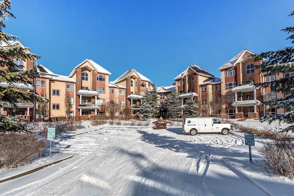 Main Photo: 233 30 Sierra Morena Landing SW in Calgary: Signal Hill Apartment for sale : MLS®# A1048422