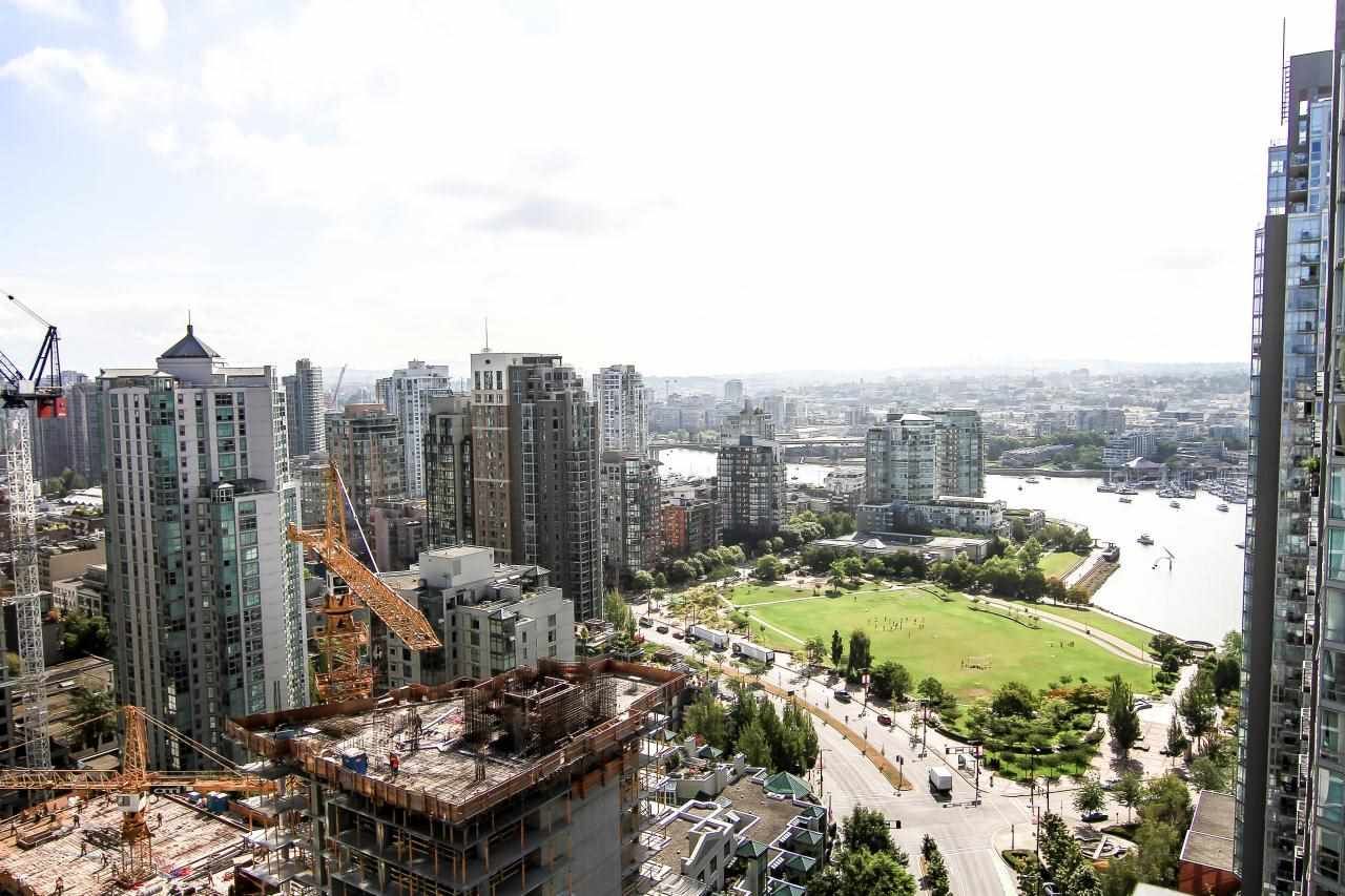 Main Photo: 3307 1495 RICHARDS Street in Vancouver: Yaletown Condo for sale in "AZURA II" (Vancouver West)  : MLS®# R2125744