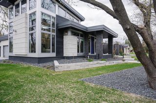 Photo 4: 324 Park Boulevard in Winnipeg: Tuxedo Residential for sale (1E)  : MLS®# 202321825