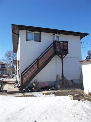 Photo 3: 79 Cameron Street in Winnipeg: Elmwood Residential for sale (3B)  : MLS®# 202307924