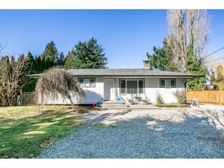 Photo 2: 26633 29 Avenue in Langley: Aldergrove Langley House for sale : MLS®# R2692461