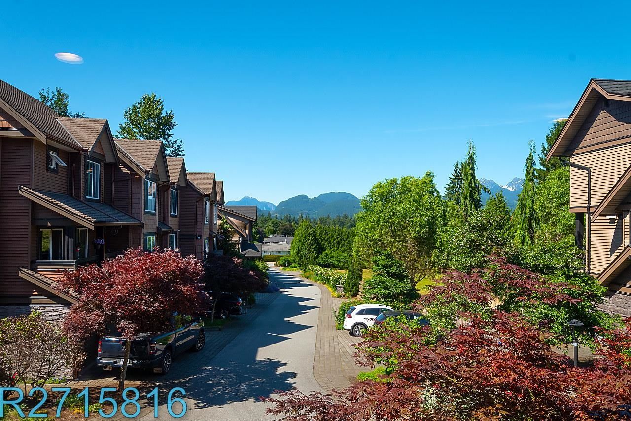 Main Photo: 18 22206 124 Avenue in Maple Ridge: West Central Townhouse for sale in "Copperstone Ridge" : MLS®# R2715816