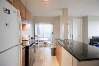 Photo 6: 707 6833 STATION HILL Drive in Burnaby: South Slope Condo for sale in "VILLA JARDIN" (Burnaby South)  : MLS®# R2168502