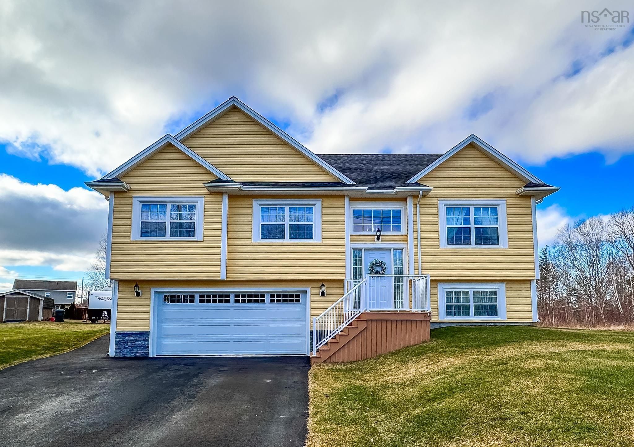Main Photo: 33 Tailfeather Court in North Kentville: Kings County Residential for sale (Annapolis Valley)  : MLS®# 202301510