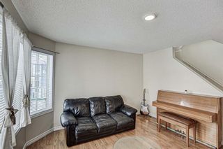 Photo 12: 20 Hidden Spring Place NW in Calgary: Hidden Valley Detached for sale : MLS®# A1205605