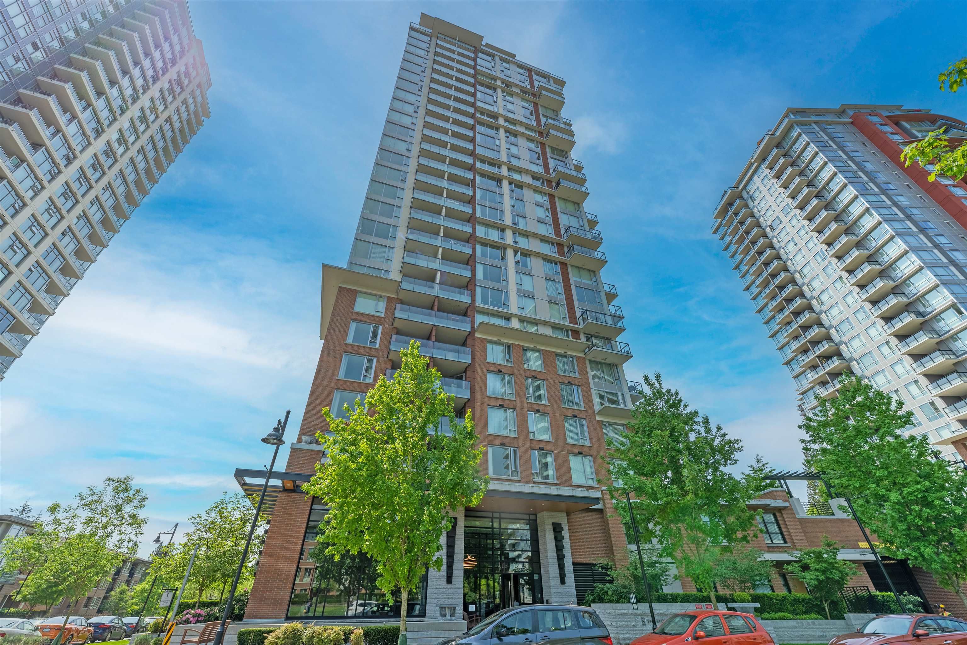 Main Photo: 2204 3100 WINDSOR Gate in Coquitlam: New Horizons Condo for sale in "The Lloyd" : MLS®# R2780990