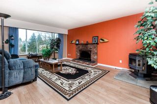Photo 3: 11235 PARK Place in Surrey: Bolivar Heights House for sale (North Surrey)  : MLS®# R2046097