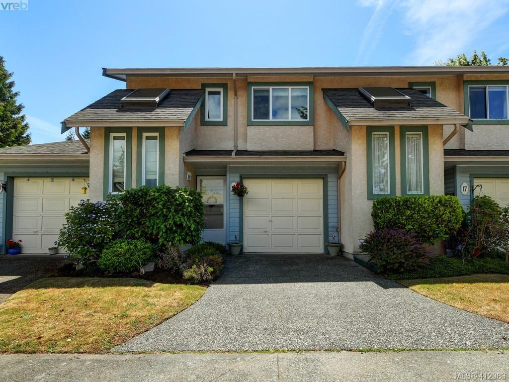 Main Photo: 18 515 Mount View Ave in VICTORIA: Co Hatley Park Row/Townhouse for sale (Colwood)  : MLS®# 818962