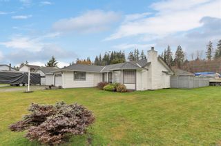 Main Photo: 595 Jasmine Cres in Campbell River: CR Willow Point House for sale : MLS®# 892829