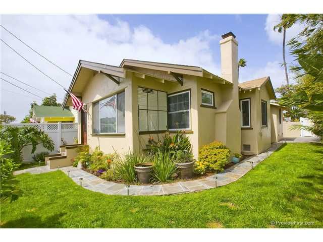 Main Photo: CORONADO VILLAGE House for sale : 2 bedrooms : 805 5th Street in Coronado
