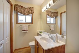Photo 11: 138 Sierra Nevada Close SW in Calgary: Signal Hill Detached for sale : MLS®# A2014430