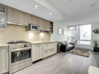 Photo 2: 1212 5470 ORMIDALE Street in Vancouver: Collingwood VE Condo for sale in "Wall Center Central Park Tower 3" (Vancouver East)  : MLS®# R2642461