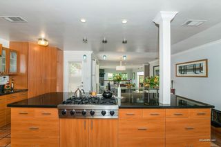 Photo 4: BAY PARK House for sale : 5 bedrooms : 2034 Frankfort St in San Diego