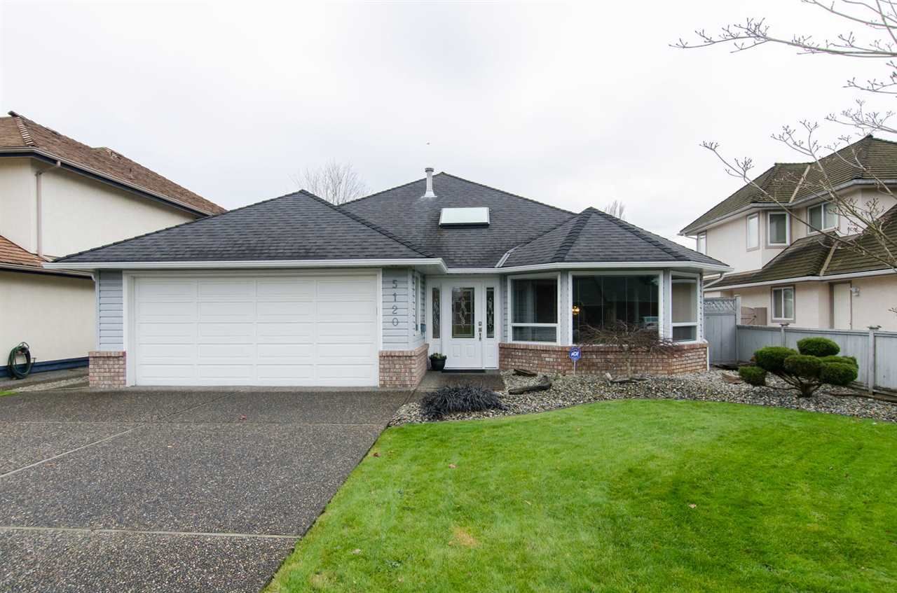 Main Photo: 5120 BENTLEY Drive in Delta: Hawthorne House for sale in "VICTORY SOUTH" (Ladner)  : MLS®# R2022393