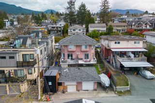 Photo 6: 423-425 E 2ND Street in North Vancouver: Lower Lonsdale Duplex for sale : MLS®# R2772031