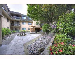 Photo 1: 504 466 E EIGHTH Avenue in New_Westminster: Sapperton Condo for sale in "PARK VILLA" (New Westminster)  : MLS®# V756199
