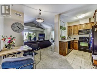Photo 19: 1007 Harvey Avenue Unit# 404 in Kelowna: House for sale : MLS®# 10313143