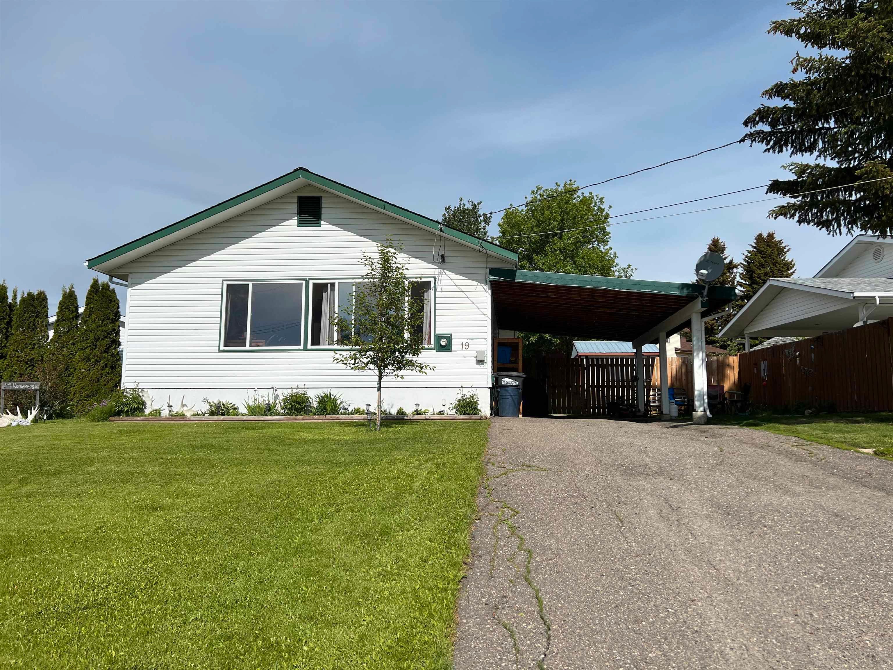 Main Photo: 19 INGENIKA Drive in Mackenzie: Mackenzie -Town House for sale : MLS®# R2689217