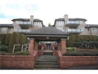 Photo 1: 208 3950 LINWOOD Street in Burnaby: Burnaby Hospital Condo for sale (Burnaby South)  : MLS®# V1047431