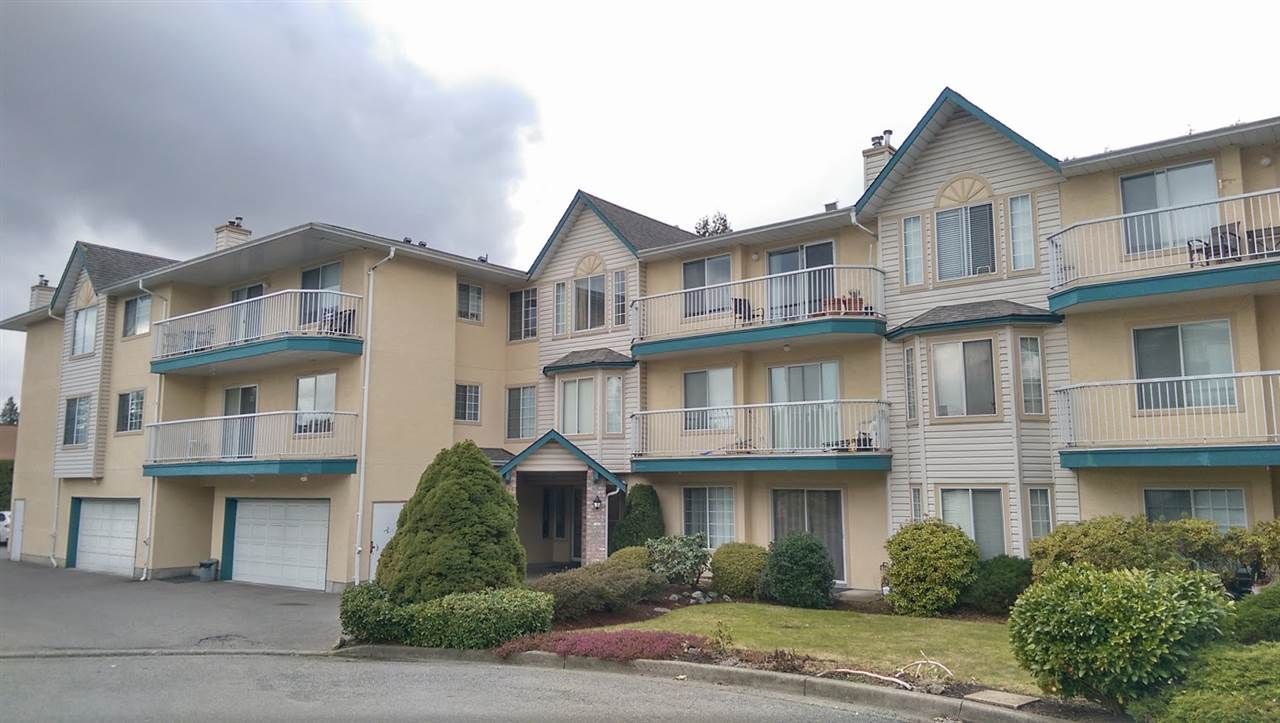 Main Photo: 201 2567 VICTORIA Street in Abbotsford: Abbotsford West Condo for sale : MLS®# R2151287