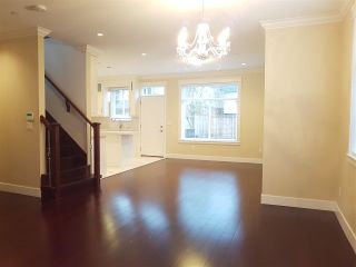 Photo 4: 4866 MOSS Street in Vancouver: Collingwood VE House for sale (Vancouver East)  : MLS®# R2227855