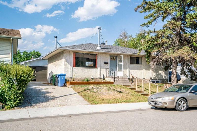 FEATURED LISTING: 1957 Lytton Crescent Southeast Calgary