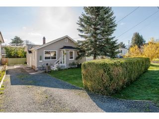 Photo 2: 9218 HAZEL STREET in : Chilliwack E Young-Yale House for sale : MLS®# R2152366