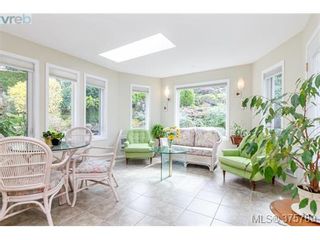 Photo 10: 4459 Autumnwood Lane in VICTORIA: SE Broadmead House for sale (Saanich East)  : MLS®# 754384