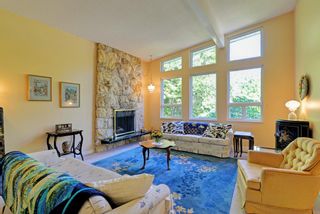 Photo 2: 4663 MCNAIR Place in North Vancouver: Lynn Valley House for sale : MLS®# R2116677