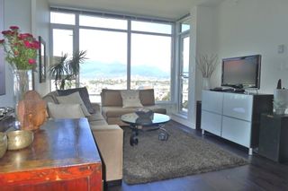 Photo 4: 805 2321 SCOTIA STREET in Vancouver: Mount Pleasant VE Condo for sale (Vancouver East)  : MLS®# R2002824